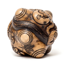 Load image into Gallery viewer, Andean Symbology Apu de 7 Puntas Carving
